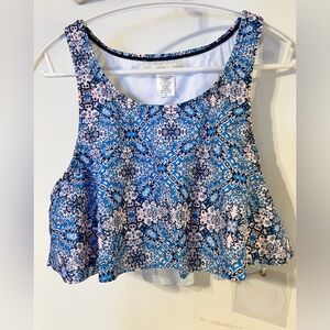 Perfect Vacation Womens Medium Blue
Geometric Cropped Ruffle Bikini Top